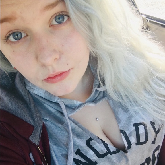 Meet your Posher, Emmah - Picture 1 of 1